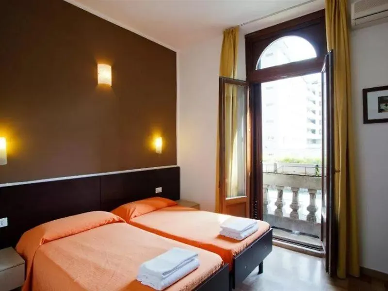 Villino Milano Hotel Guest house Milan