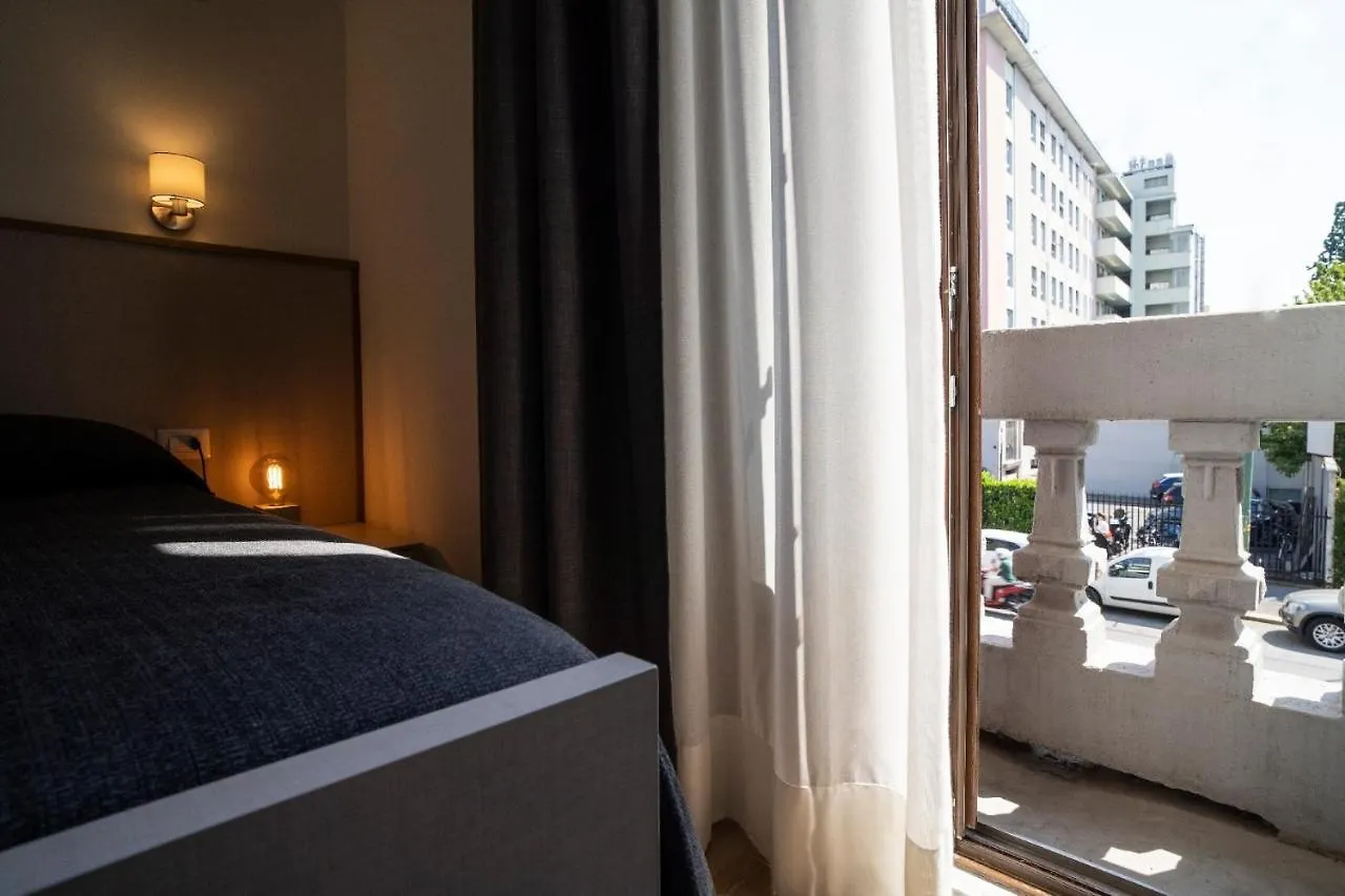 Villino Milano Hotel 2*, Milan Italy