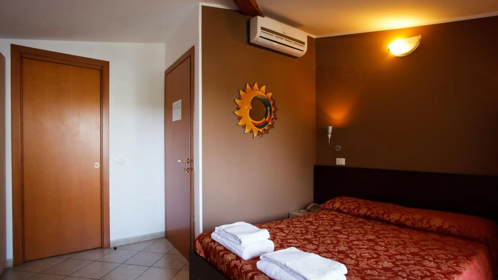 Villino Milano Hotel 2*, Milan Italy