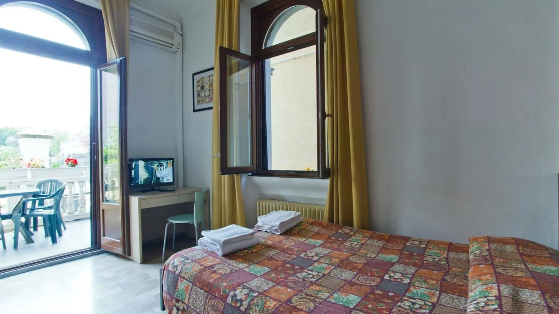 Villino Milano Hotel Italy
