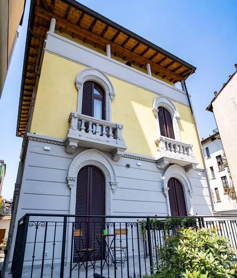 Villino Milano Hotel Guest house Milan